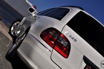 メルセデスベンツ Eクラス 中古車