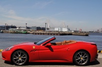 フェラーリ カリフォルニア 中古車