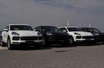 ポルシェ カイエン 新車