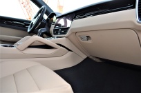 ポルシェ カイエン 新車