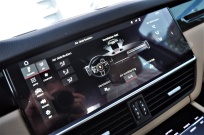 ポルシェ カイエン 新車