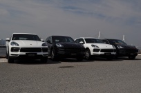 ポルシェ カイエン 新車