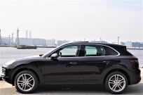 ポルシェ カイエン 新車