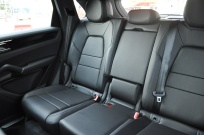 ポルシェ カイエン 新車