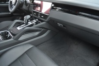 ポルシェ カイエン 新車