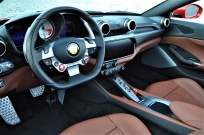 フェラーリ ポルトフィーノ 新車