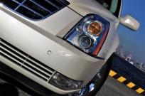 キャデラック DTS 中古車