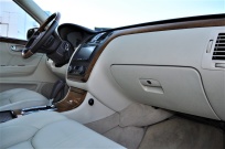 キャデラック DTS 中古車