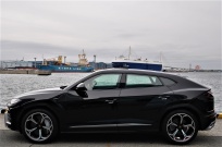 ランボルギーニ ウルス 新車