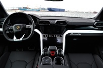 ランボルギーニ ウルス 新車