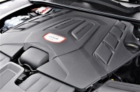 ポルシェ カイエン 新車