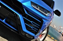 ランボルギーニ ウルス 新車