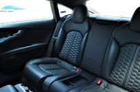 アウディ RS7 中古車