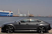 アウディ RS7 中古車