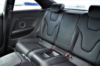 アウディ RS5 中古車