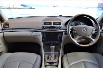 メルセデスベンツ Eクラス 中古車