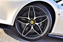 フェラーリ 488ピスタ 新車