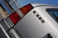 メルセデスベンツ Eクラス 