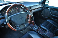 メルセデスベンツ Eクラス 中古車