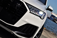 アウディ Q7 中古車