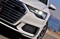 アウディ A6アバント 中古車