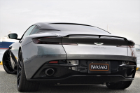 アストンマーティン DB11 中古車
