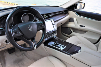 マセラティ クアトロポルテ 中古車