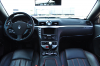 マセラティ グランカブリオ 中古車