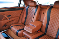 ベントレー フライングスパー 中古車