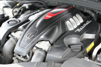 マセラティ クアトロポルテ 中古車