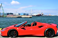 フェラーリ F8 トリブート 新車