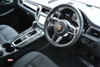 ポルシェ マカン 中古車