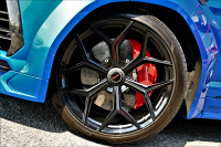 ランボルギーニ ウルス 中古車