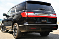 リンカーン ナビゲーター 中古車