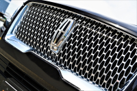 リンカーン ナビゲーター 中古車