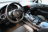 ポルシェ カイエン 中古車