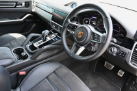 ポルシェ カイエン 