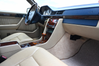 メルセデスベンツ Eクラス 中古車