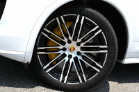 ポルシェ カイエン 中古車