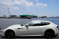 フェラーリ FF 中古車