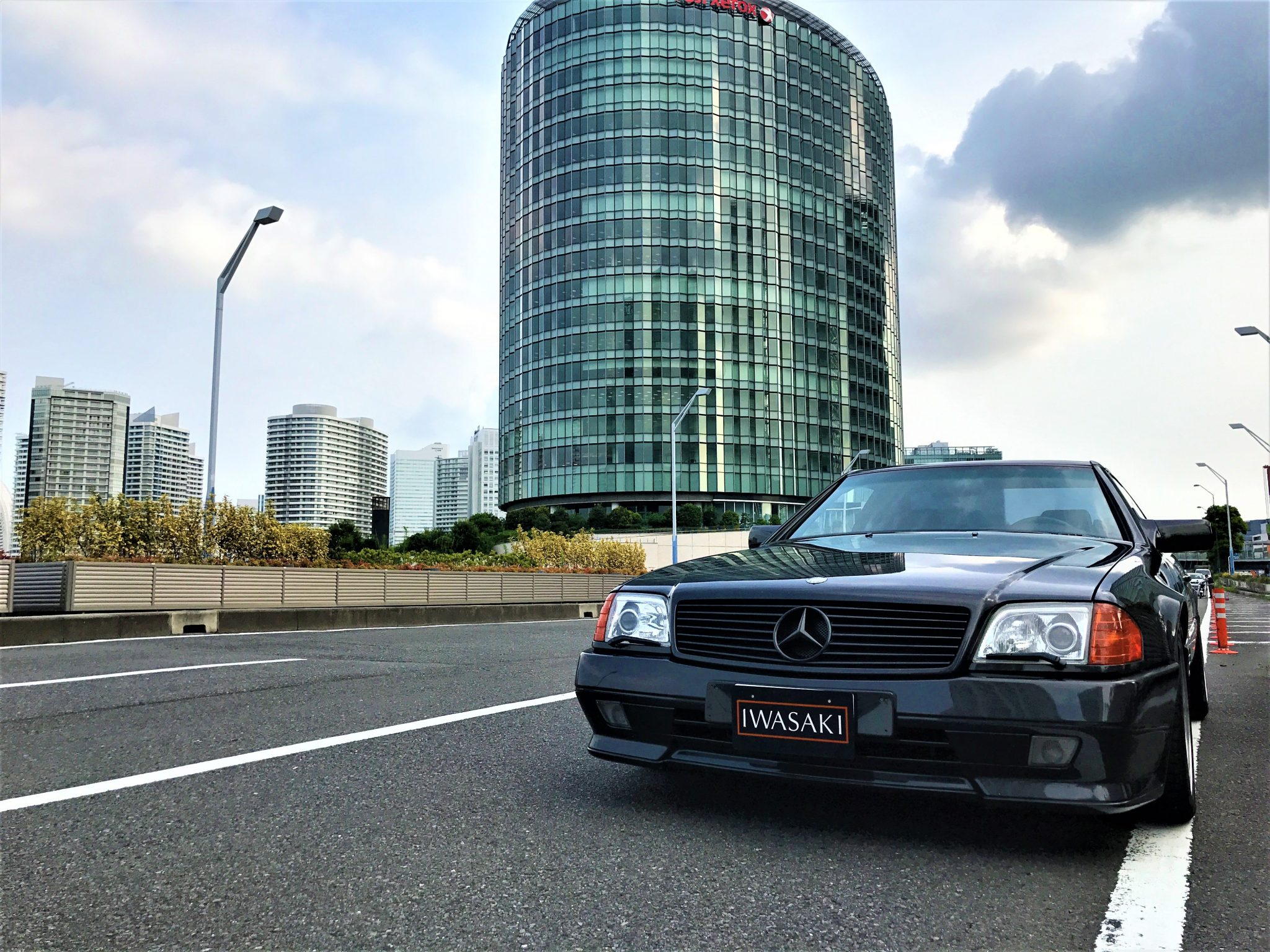 M.B-129SL.AMG本物エヤロセツト販売販売-事故歴―割れなど無し M.B-129SL.AMG本物エヤロセツト販売販売-事故歴―割れなど無し