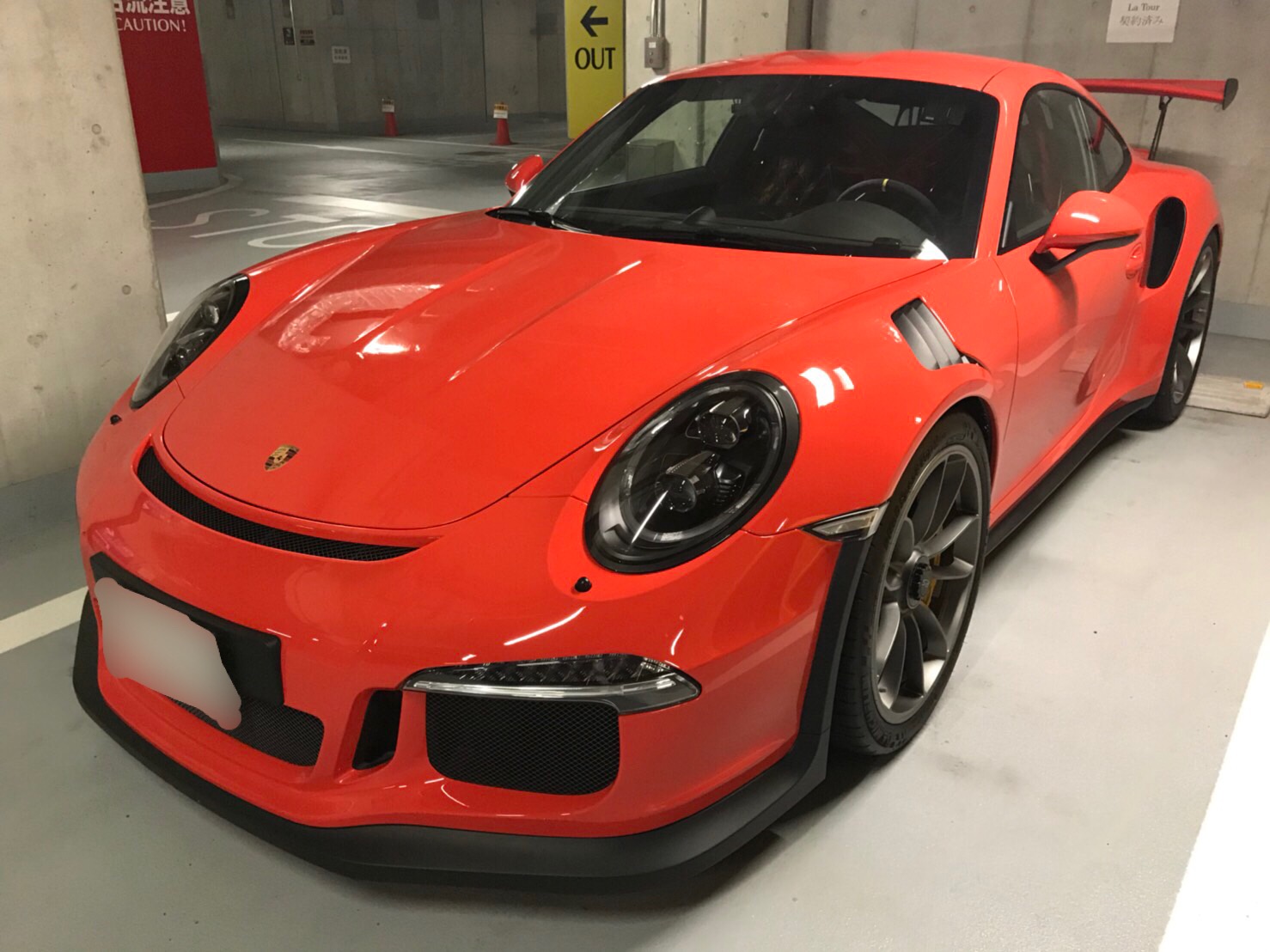 新車同様超極上車 ポルシェ911GT3RS 大人気 ラバオレンジ 走行