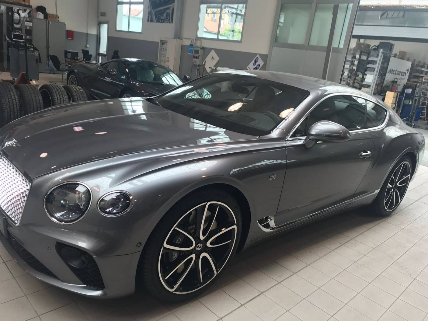 新型 ベントレーコンチネンタルGT ファーストエディション