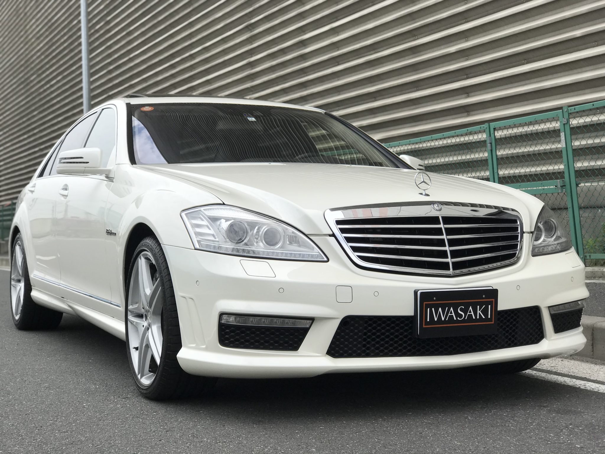 値下げしました w221後期ロワリングモジュール なやましい