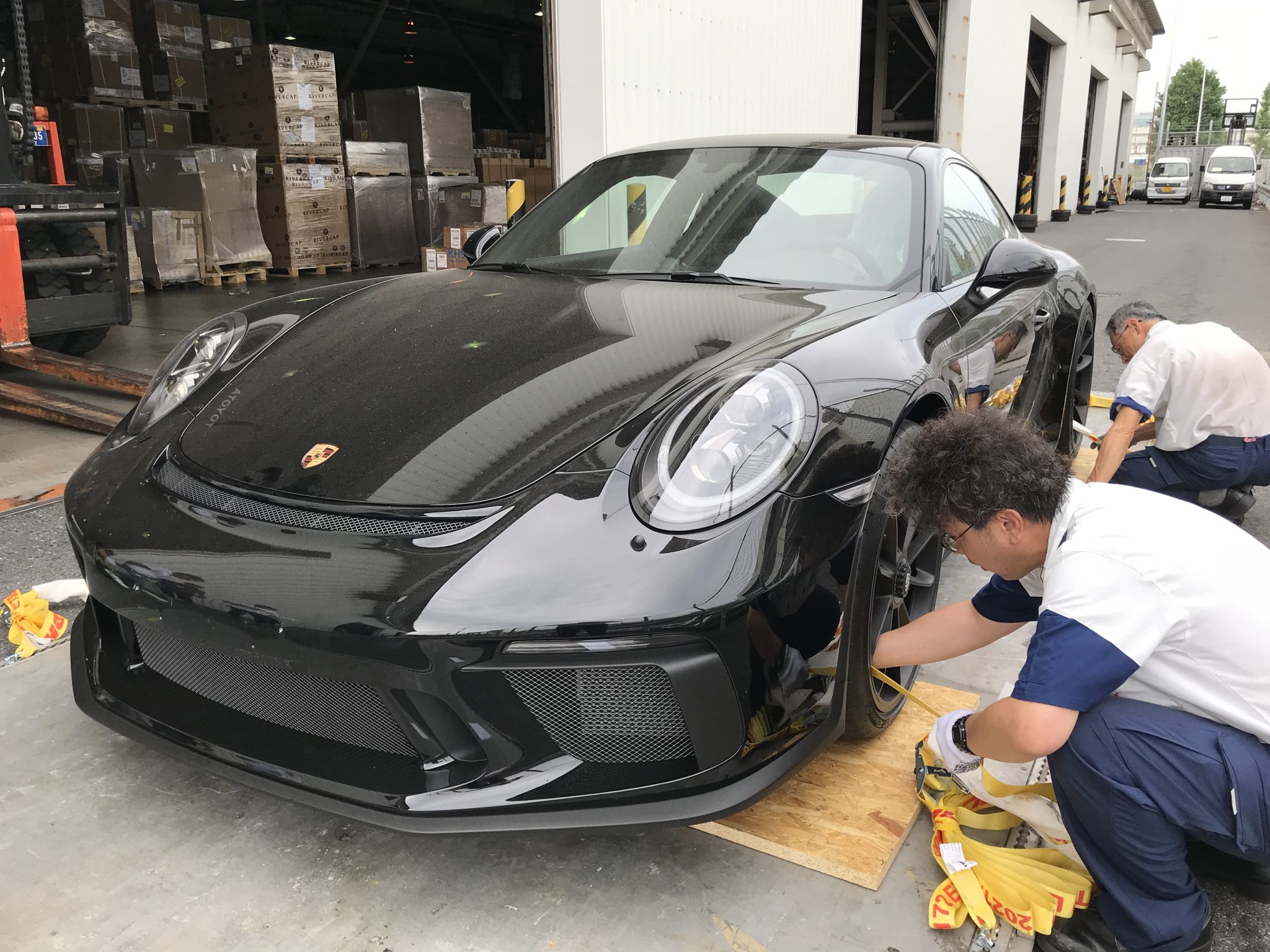 新型 ポルシェ 911 GT3 ツーリングパッケージ マニュアル ブラック完成