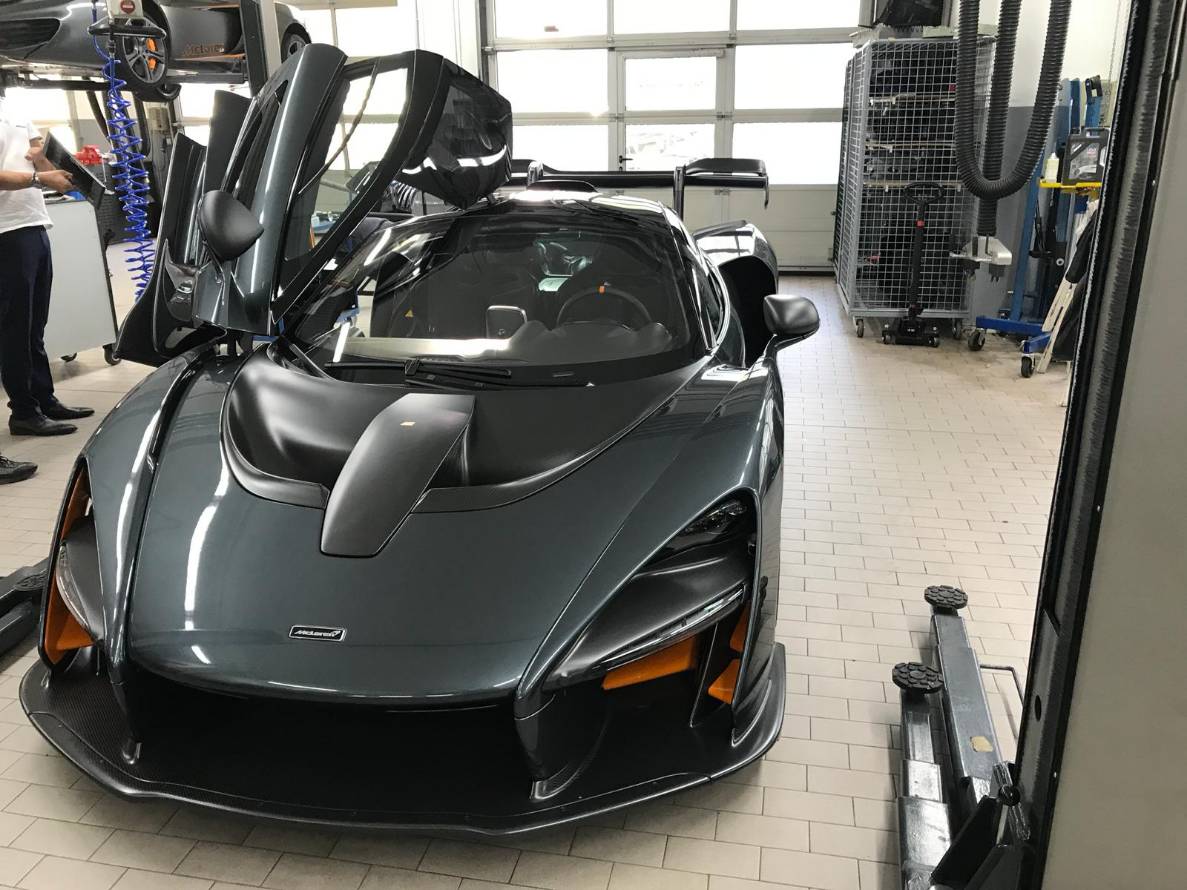 40D95814-7EDA-48EB-A40B-